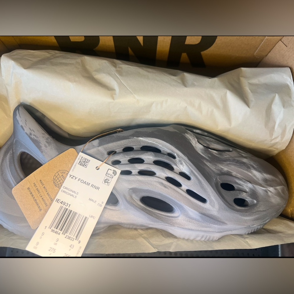 Yeezy Foam Runner 'MX Granite (Size 9)